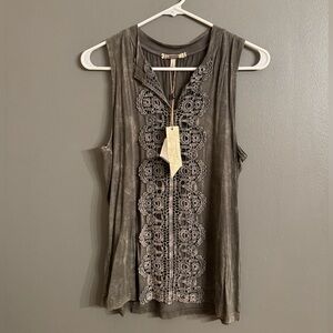 Buckle Gimmicks Tank Top